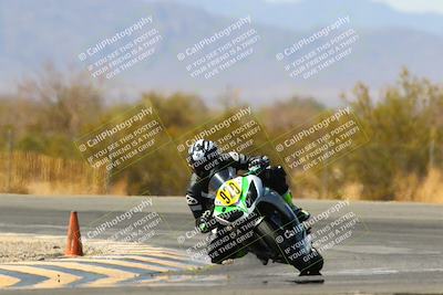 media/Apr-17-2022-CVMA (Sun) [[f474cfa795]]/Race 14 500 Supersport-350 Supersport (Holeshot)/